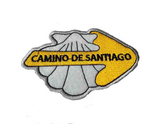 Coque brodée parche avec flèche Chemin de Santiago