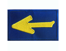 Set de broderie en tissu Arrow avec fond bleu