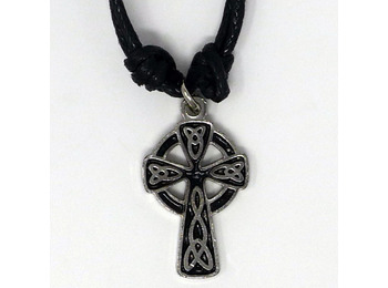 Croix celtique métallique