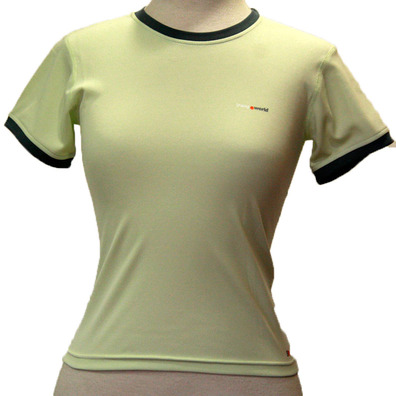 T-shirt Trangoworld Elle a 143 ans.