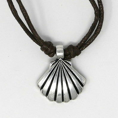 Petit collier métallique