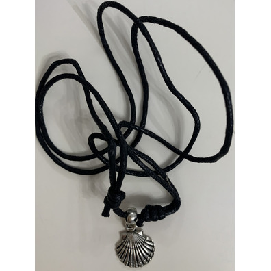 Petit pendentif pétoncle avec l&#39;apôtre Santiago