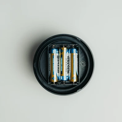 Feu de détresse avec géolocalisation, certifié par la DGT (Direction générale espagnole de la circulation routière).