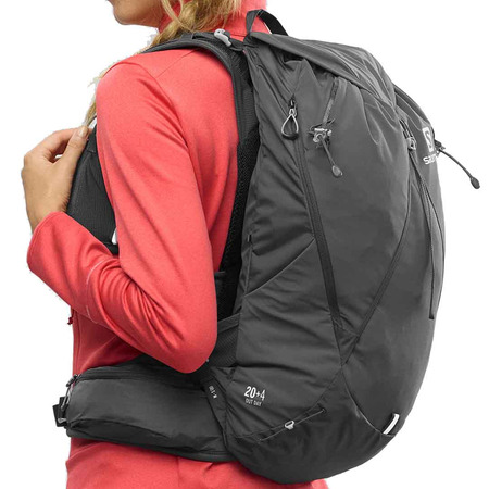 Salomon Out Jour 20 + 4 sac à dos Noir