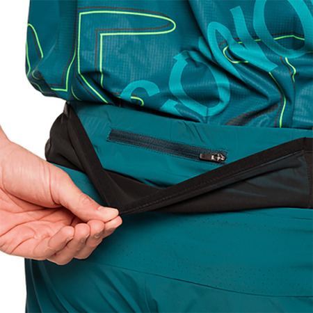 Short Trangoworld Grotte 120