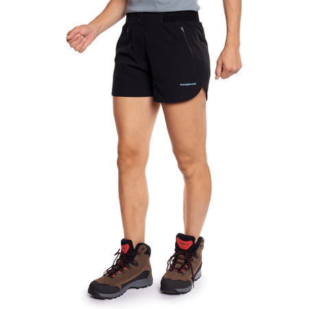 Court Trangoworld Stora 210