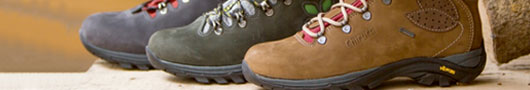 Chaussures de montagne pour femmes
